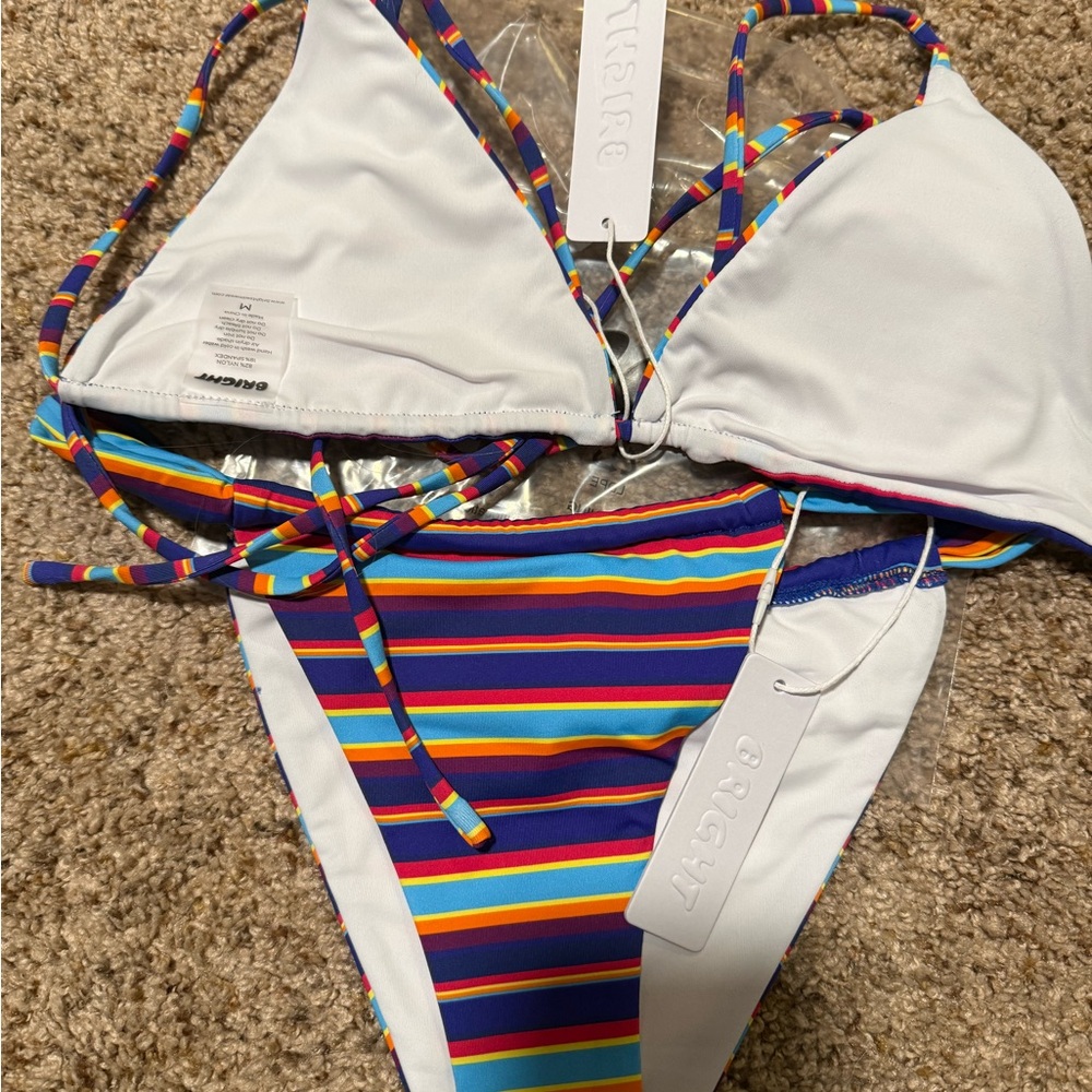 Bikini Set - Picture 2 of 5